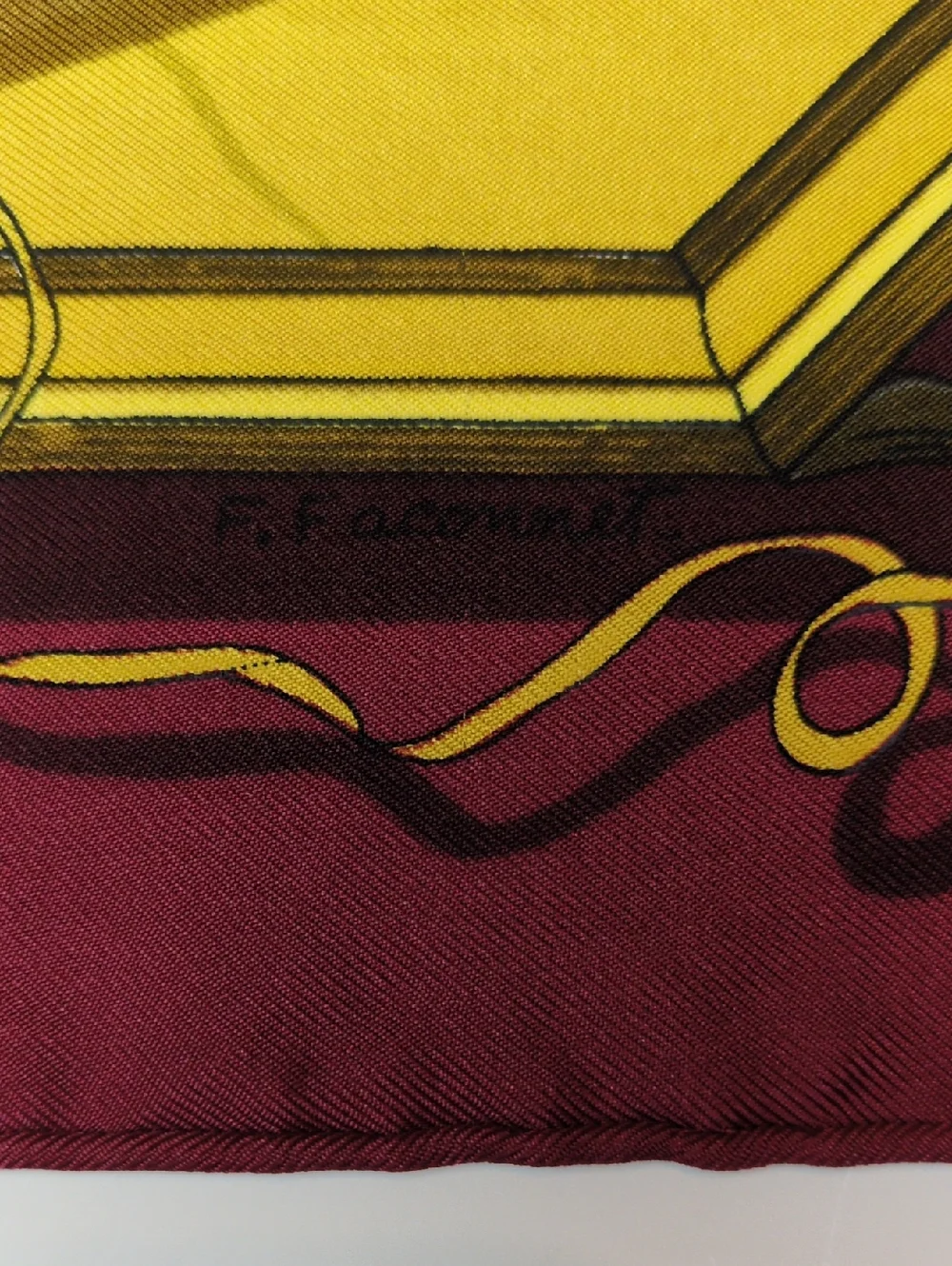 Hermēs Astrologie Dies et Hore Carre 90 Silk Maroon Gold Scarf 87x87 cm With Box